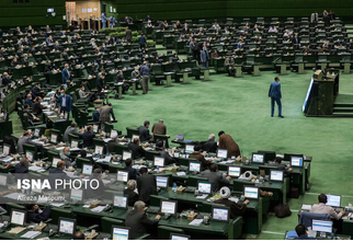 نمایندگان مجلس شورای اسلامی در مصوبه‌ای با اختصاص سهام یک میلیون تومانی برای فرزندان متولد سال ۱۴۰۰ موافقت کردند. با نبض بازار همراه باشید.