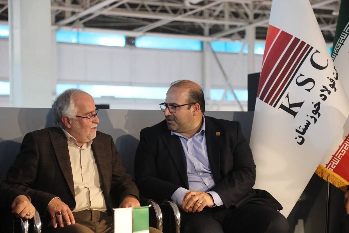 بازدید معاون اقتصادی و سازندگی سپاه پاسداران از غرفه فولاد خوزستان در نمایشگاه ایران اکسپو ۲۰۲۵